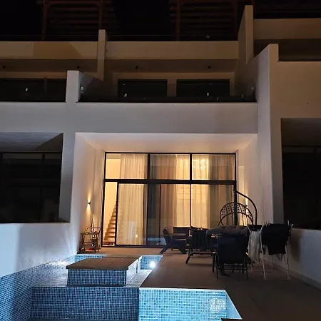 Villa 3 Bedrooms With Own Pool!