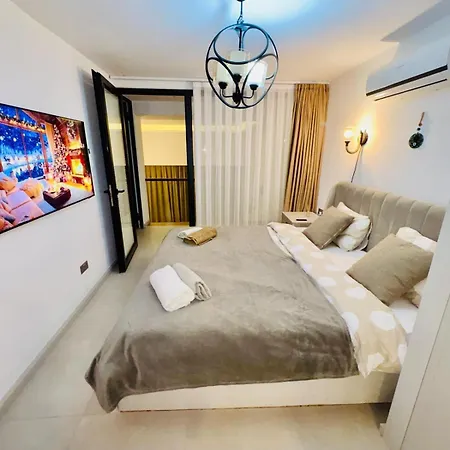 3 Bedrooms With Own Pool! Villa