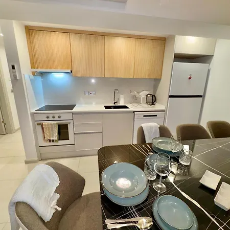 3 Bedrooms With Own Pool! *