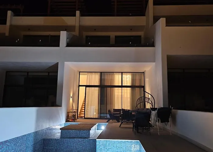 Vila 3 Bedrooms With Own Pool!