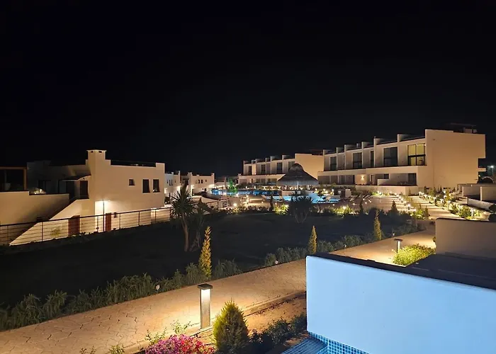 3 Bedrooms With Own Pool! Vila Pano Deftera