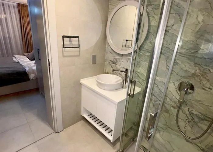 3 Bedrooms With Own Pool!