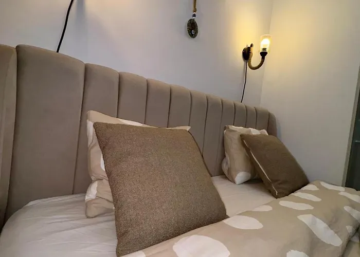 3 Bedrooms With Own Pool! *