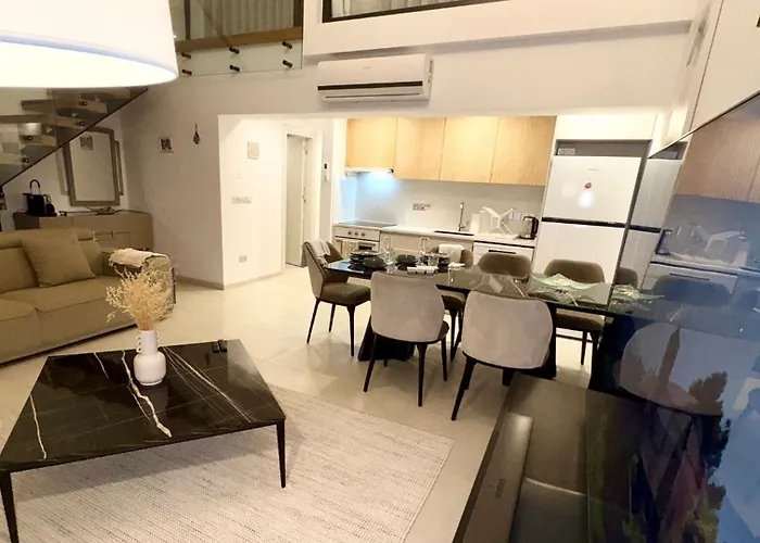 3 Bedrooms With Own Pool! Vila Pano Deftera